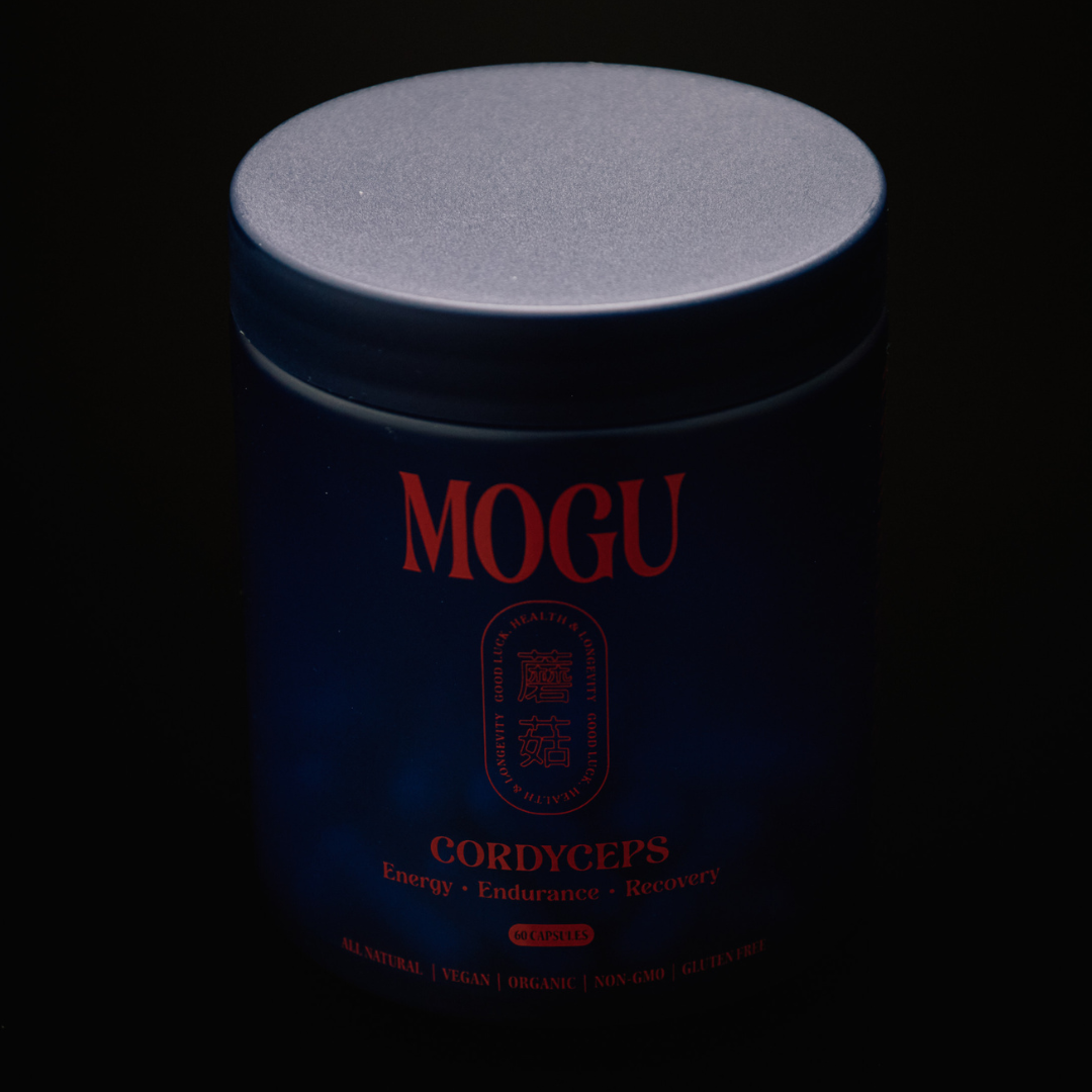MOGU Cordyceps product packaging on a dark background